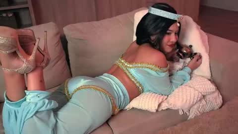 Snapshot of princess_and_papi chatting on October 24, 9:11 pm princess_and_papi online show from October 24, 9:11 pm