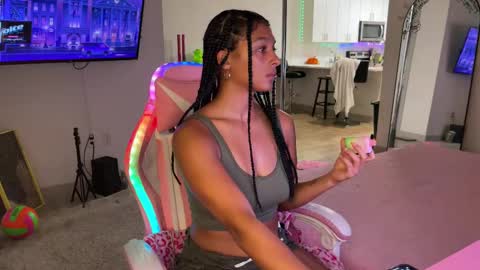 Cece  NEXT LIVESTREAM -- DEC. 4th  7 PM CST online show from September 27, 3:55 am