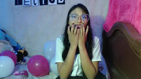  Elia  online show from October 21, 11:16 pm