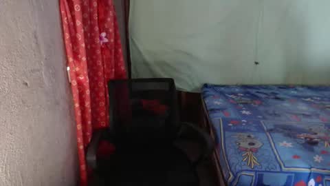 margux online show from November 15, 2:42 am