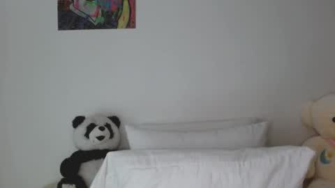 Sophie online show from December 1, 3:44 am