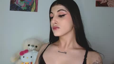 Sophie online show from March 9, 4:38 am