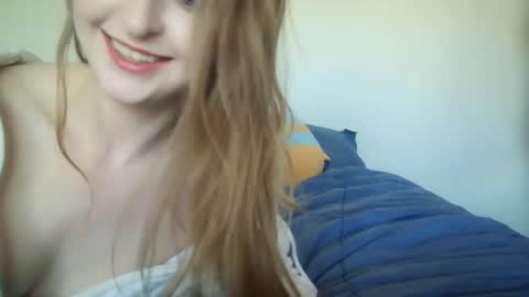 Snapshot of princess_peach_x chatting on March 6, 9:20 pm Tiffany online show from March 6, 9:20 pm