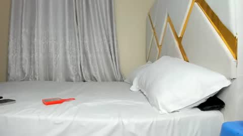 princess_princessa online show from June 15, 11:45 am