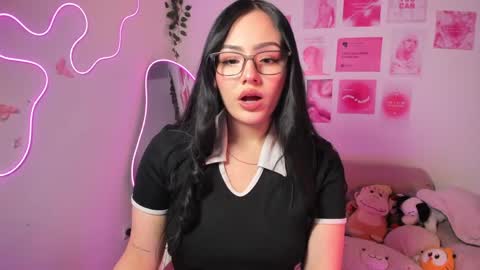   online show from June 3, 8:14 pm