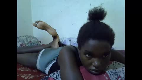 Snapshot of princess_scovia chatting on May 24, 7:19 pm princess_scovia online show from May 24, 7:19 pm