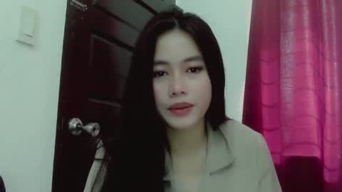 princessaliana online show from December 4, 5:05 am