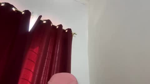 princessaliana online show from January 20, 6:31 am