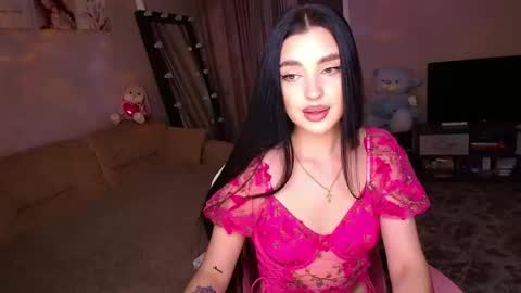 princessamira1 online show from September 15, 2:39 pm