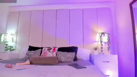 princessammy1 online show from November 11, 2:00 am