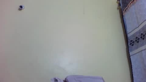 Snapshot of princessmiles2 chatting on February 7, 10:46 pm phelly online show from February 7, 10:46 pm