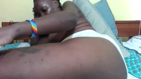 Snapshot of princessmiles2 chatting on April 14, 3:07 pm phelly online show from April 14, 3:07 pm