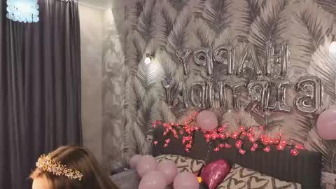 Snapshot of princessshina chatting on April 23, 5:15 pm Hina online show from April 23, 5:15 pm