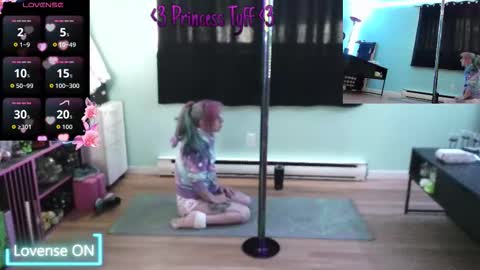 Tyff et Blast online show from February 23, 2:03 pm