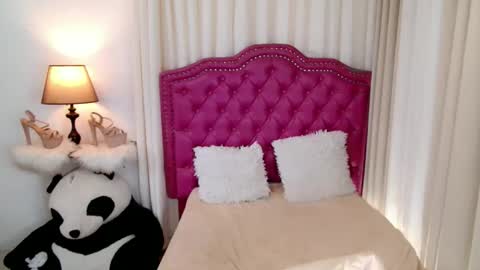 Snapshot of princessyanzy chatting on September 9, 4:56 am princessyanzy1 online show from September 9, 4:56 am