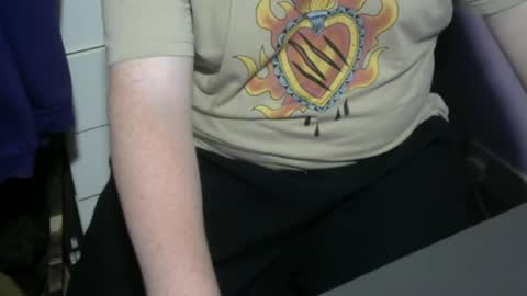 Snapshot of princezuko69 chatting on June 20, 10:34 pm princezuko69 online show from June 20, 10:34 pm