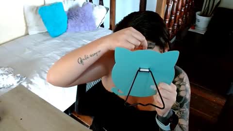 Snapshot of prismm_ chatting on October 10, 7:24 pm prismm_ online show from October 10, 7:24 pm