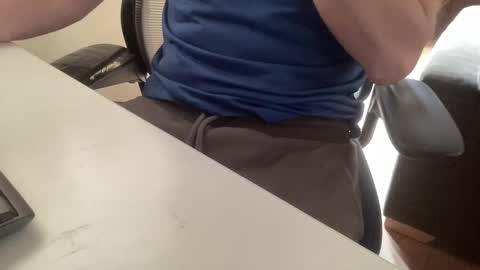 Snapshot of pritchj chatting on April 11, 1:04 pm pritchj online show from April 11, 1:04 pm