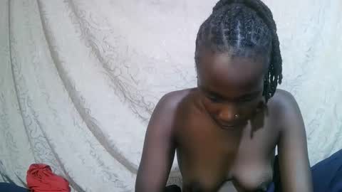 Snapshot of pritty_amber chatting on January 13, 5:07 pm pritty_amber online show from January 13, 5:07 pm