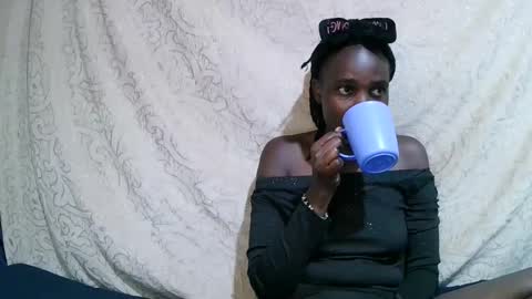 pritty_amber online show from February 26, 9:19 am