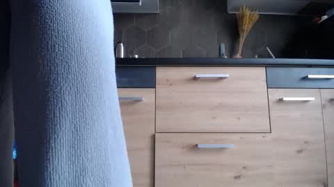 Snapshot of private_space chatting on February 11, 7:46 am Space online show from February 11, 7:46 am