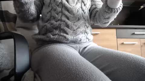 Snapshot of private_space chatting on February 12, 11:27 am Space online show from February 12, 11:27 am