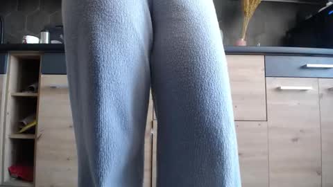 Snapshot of private_space chatting on February 19, 7:48 am Space online show from February 19, 7:48 am