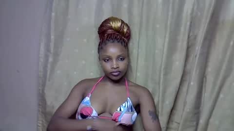 priya_queen online show from May 8, 6:52 am