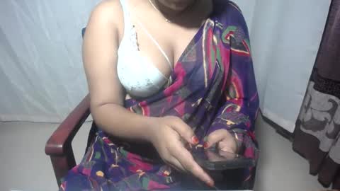 Snapshot of priyonti34 chatting on June 17, 11:27 pm Priyonti ganguli online show from June 17, 11:27 pm
