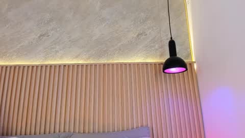 Profana Red online show from March 15, 3:40 pm