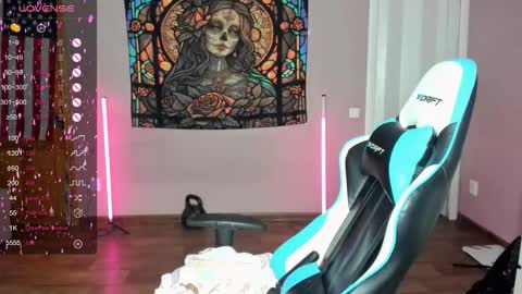 Di online show from November 12, 2:56 am