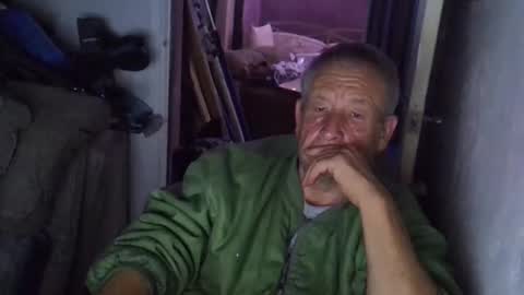 projectorepson online show from October 8, 7:00 pm