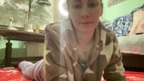 Snapshot of proud_sweet_21 chatting on February 4, 1:00 am proud sweet 21 online show from February 4, 1:00 am