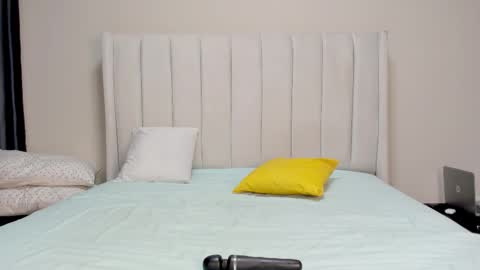 proudafricaka online show from October 27, 4:27 am