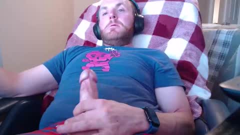 Snapshot of proutlesex chatting on October 25, 12:07 am DesertRat online show from October 25, 12:07 am