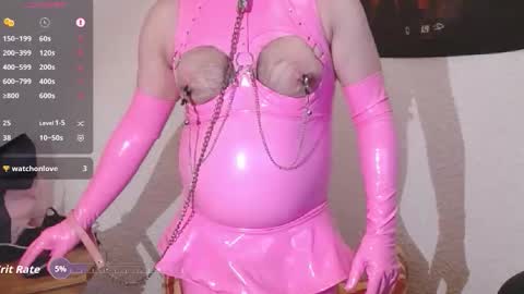 Snapshot of prvous chatting on March 7, 5:43 pm slave4you online show from March 7, 5:43 pm