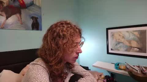 Snapshot of prxscillia_tx chatting on June 18, 2:21 pm prxscillia_tx online show from June 18, 2:21 pm