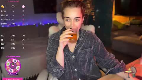 Queen of Pain online show from September 18, 8:44 pm