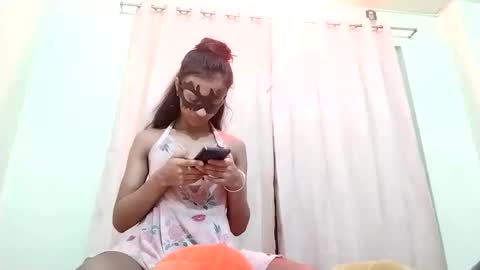 Pseudonym online show from April 8, 2:39 pm