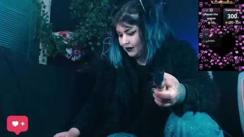 Snapshot of psychobitch69 chatting on February 27, 11:38 pm OlivePsy online show from February 27, 11:38 pm