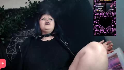 Snapshot of psychobitch69 chatting on March 1, 8:33 pm OlivePsy online show from March 1, 8:33 pm