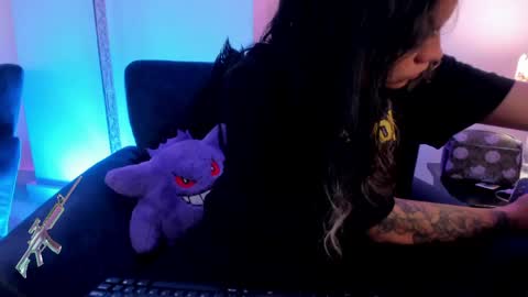 Snapshot of psychodoll_11 chatting on May 13, 12:13 pm psycodoll online show from May 13, 12:13 pm
