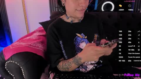 Snapshot of psychodoll_11 chatting on June 8, 3:12 pm psycodoll online show from June 8, 3:12 pm