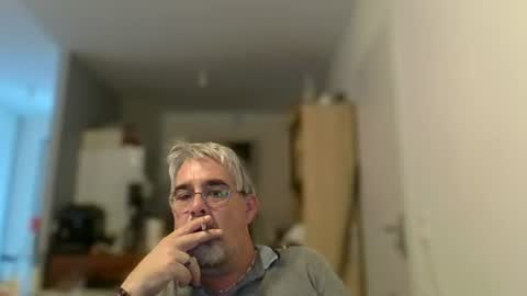 ptittaz49 online show from June 26, 1:59 pm