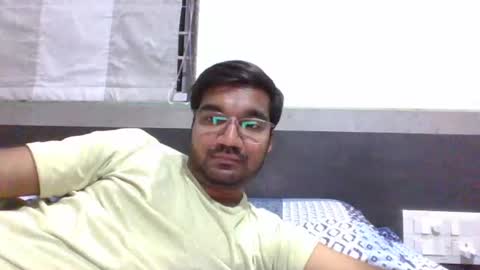 Snapshot of ptl1711 chatting on January 20, 6:53 pm ptl1711 online show from January 20, 6:53 pm