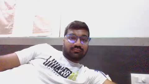 Snapshot of ptl1711 chatting on November 4, 2:54 am ptl1711 online show from November 4, 2:54 am