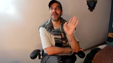 Diego online show from February 9, 3:49 pm