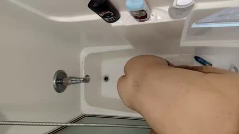 LOVE TO GET MY ASS FUCKED online show from October 23, 2:11 am