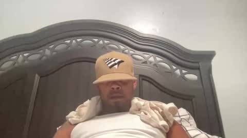 PuffinDro online show from October 27, 6:56 pm