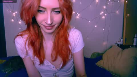 Snapshot of pufpufog chatting on December 11, 3:58 pm EsteticHouse online show from December 11, 3:58 pm